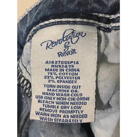 REVOLUTION BY REVOLT JEANS*Girls*8*Emblished Pockets - Picture 3 of 10